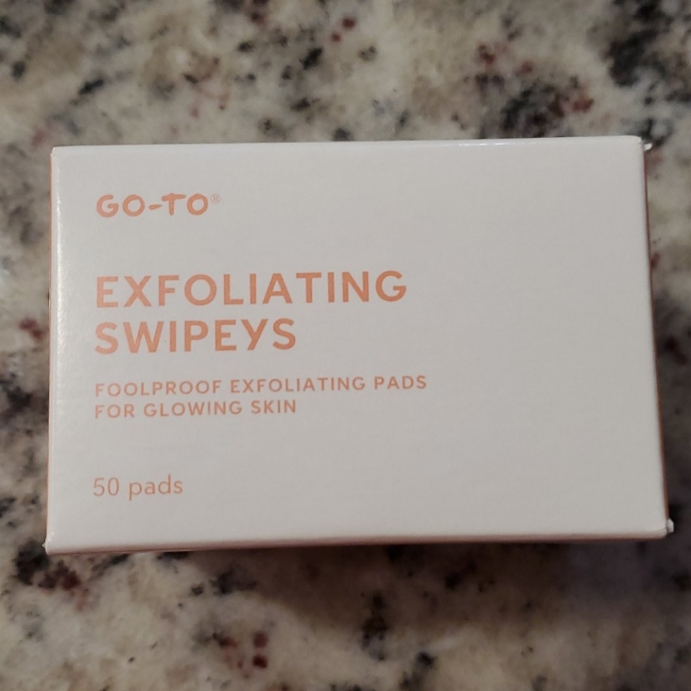 GO-TO Exfoliating swipeys